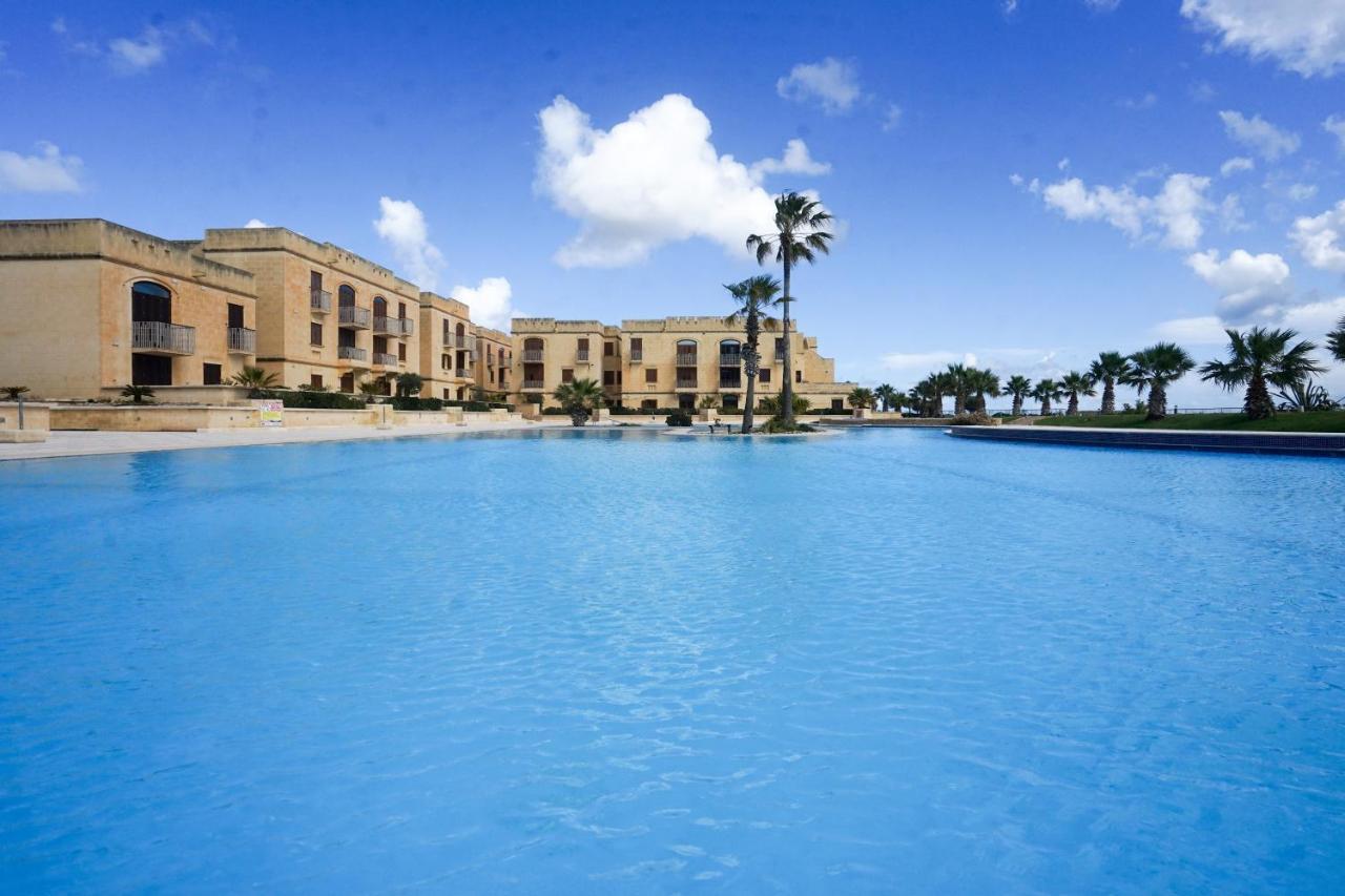 Getawaynpetto Private Duplex Maisonette With Jacuzzi Hot Tub Mgarr Eksteriør bilde