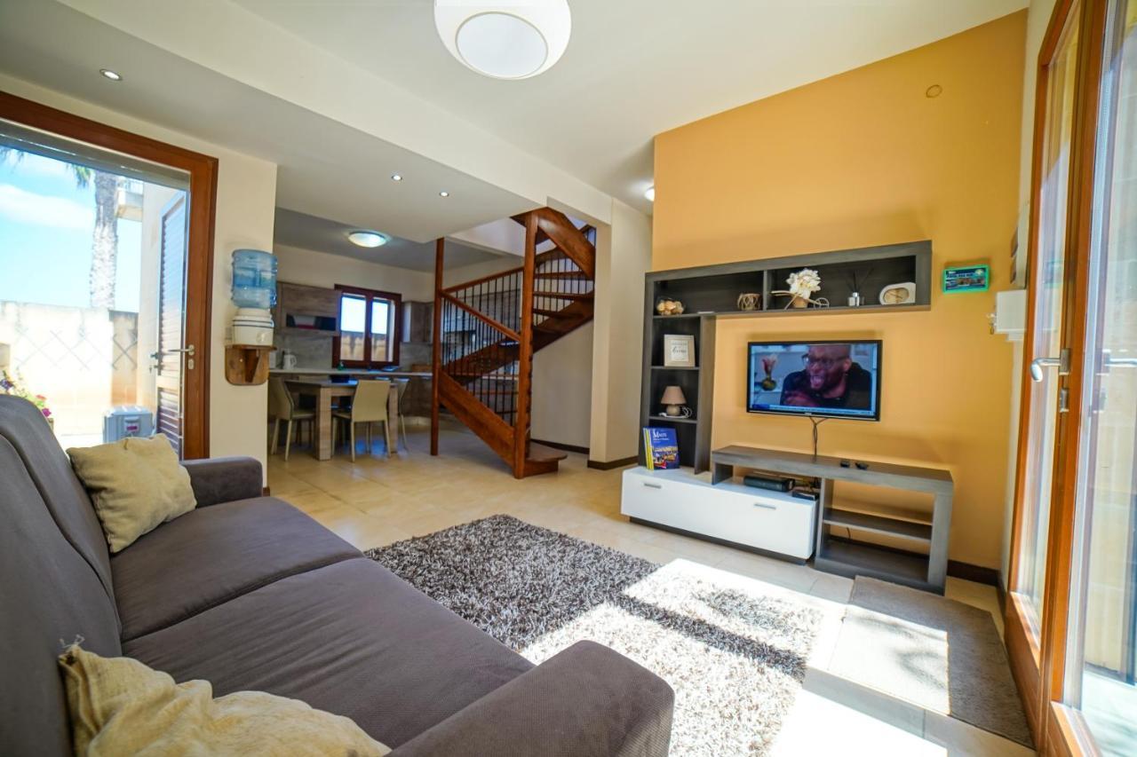 Getawaynpetto Private Duplex Maisonette With Jacuzzi Hot Tub Mgarr Eksteriør bilde