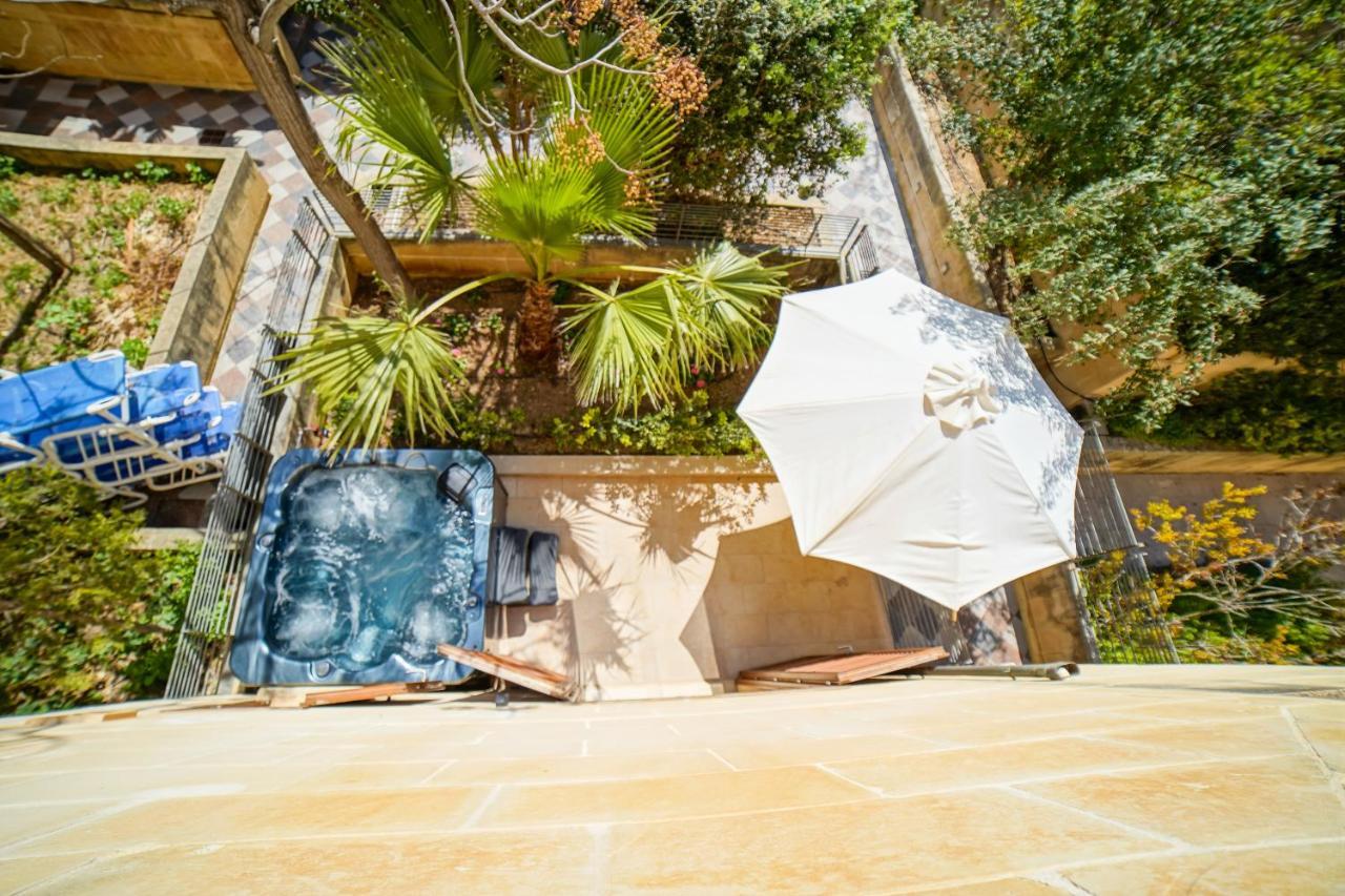 Getawaynpetto Private Duplex Maisonette With Jacuzzi Hot Tub Mgarr Eksteriør bilde
